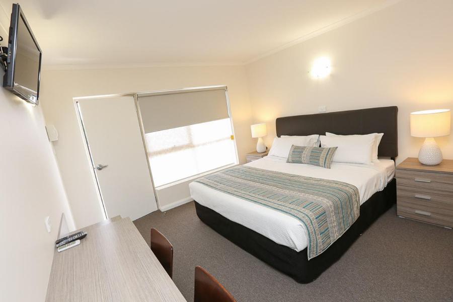 Seven Pines Motor Inn Mildura Szoba fotó