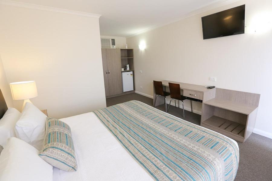 Seven Pines Motor Inn Mildura Szoba fotó
